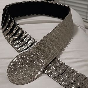 Silver chrome finish metal belt
